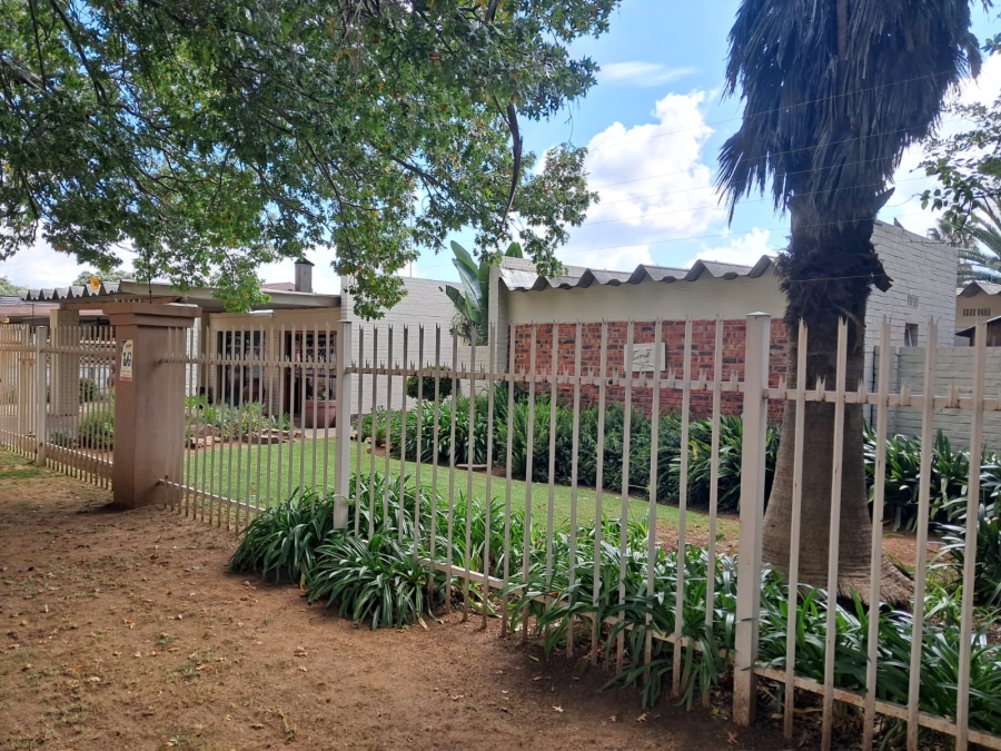 3 Bedroom Property for Sale in Jan Cillierspark Free State